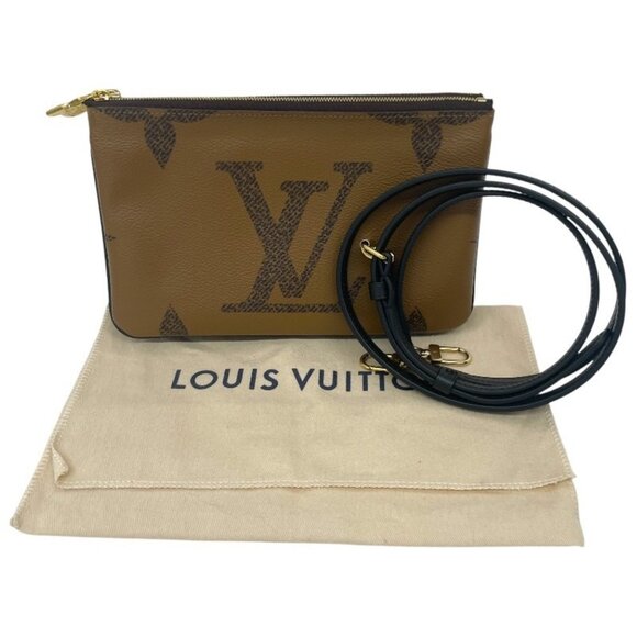 LOUIS VUITTON Brown Monogram Shoulder Bag - Picture 11 of 11